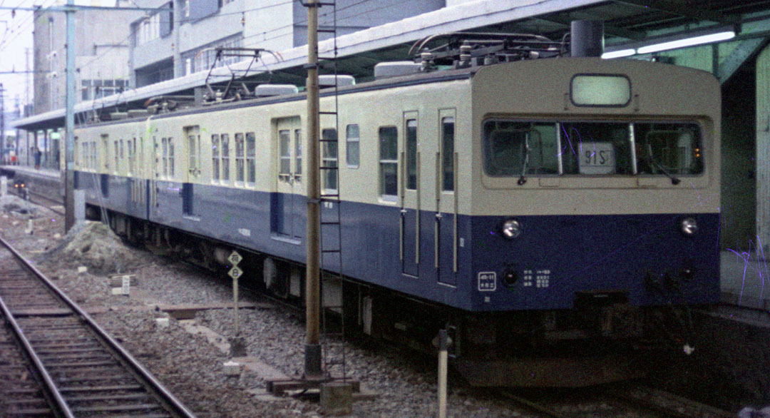 クモニ83804