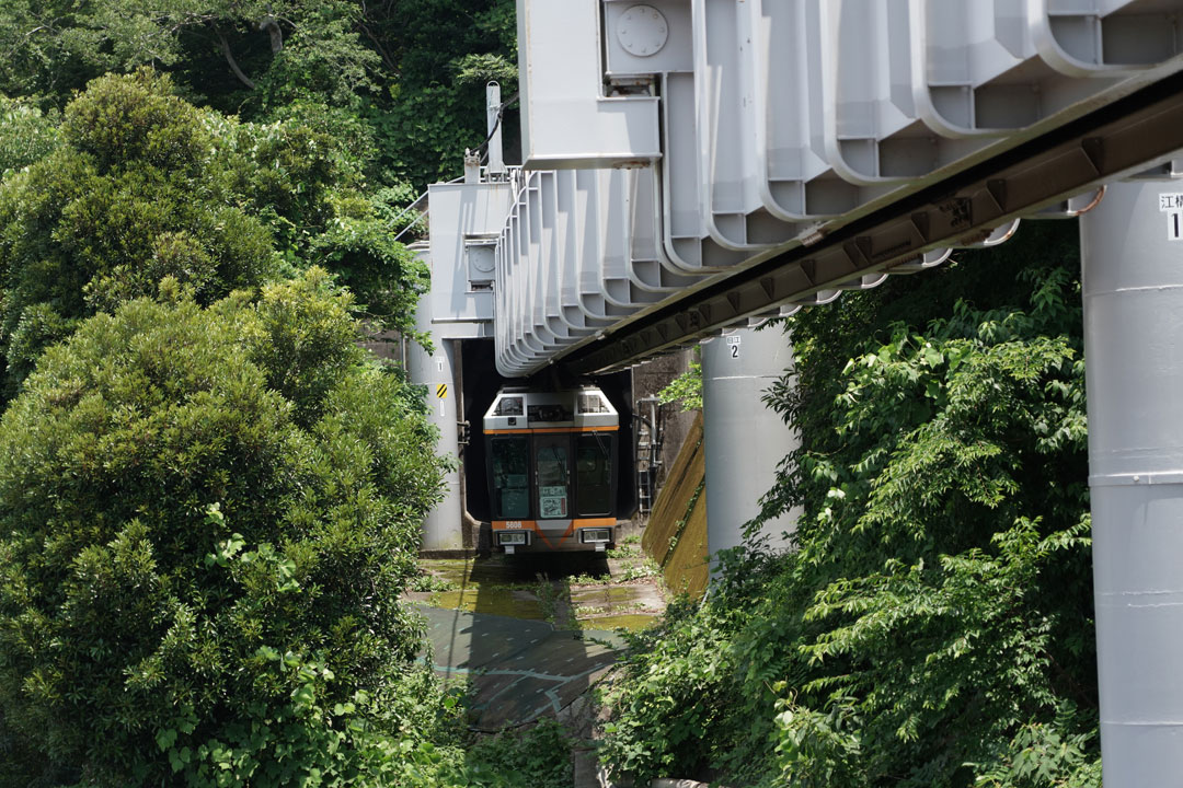 湘南モノレール片瀬山トンネル