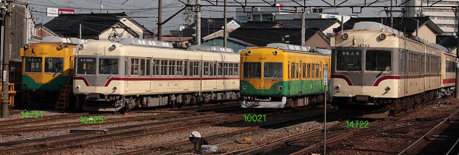 富山地鉄10020形10023F10025F10021Ｆ、14722Ｆ並び