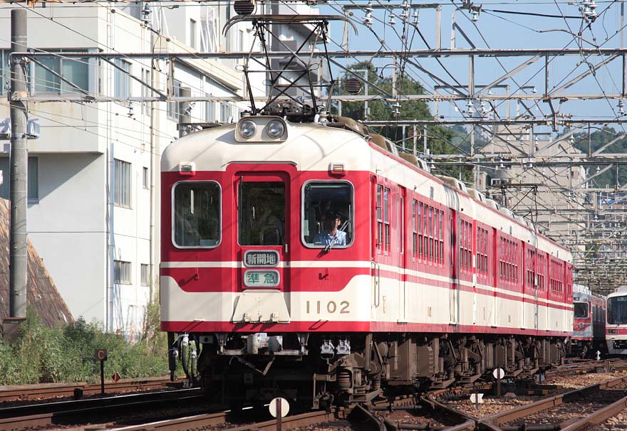 神戸電鉄デ1102号