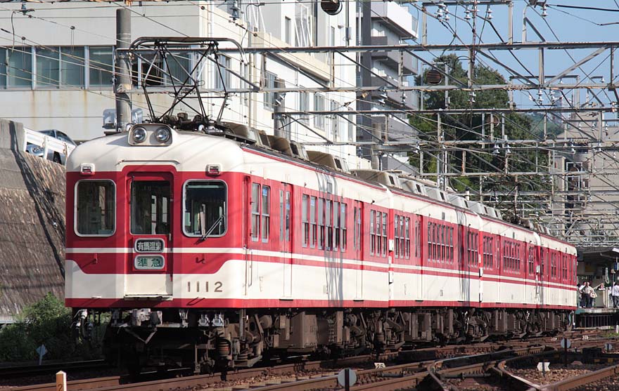 神戸電鉄デ1112号