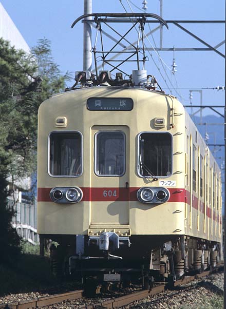西鉄宮地岳線600系604号