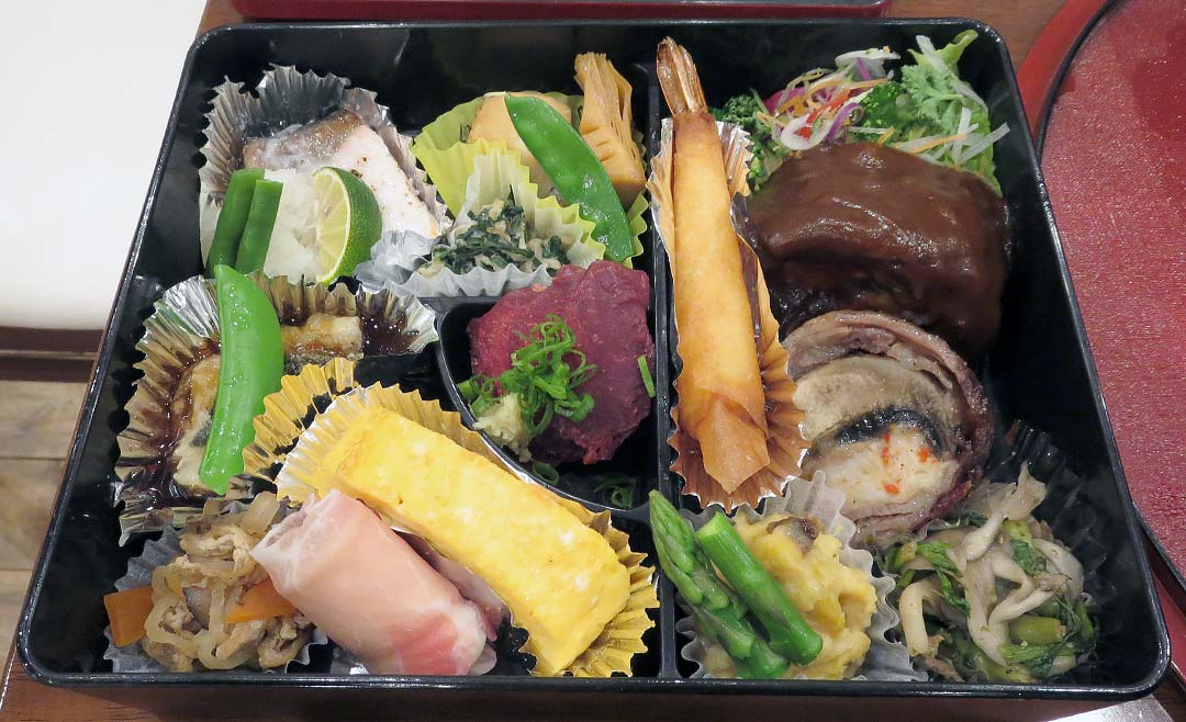 わきかわ 磯子区-小鉢料理と名陶皿&鉢類06