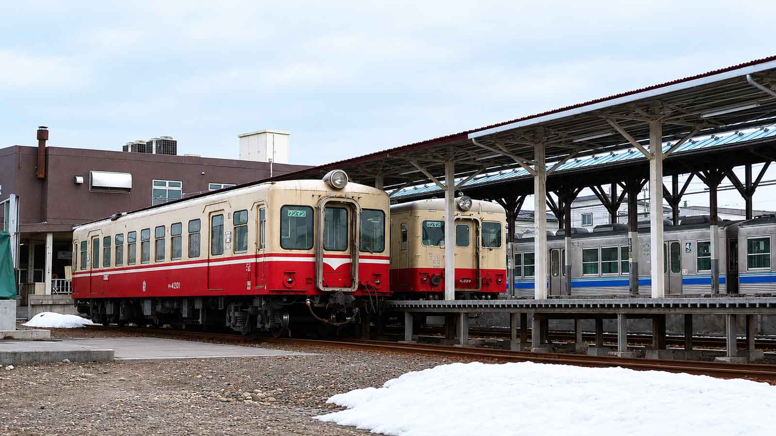 カラー化挑戦-弘南鉄道黒石線キハ2100