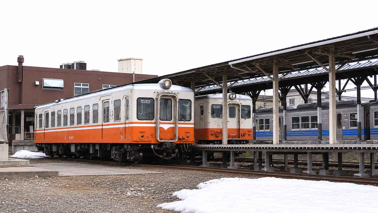 カラー化挑戦-弘南鉄道黒石線キハ2100
