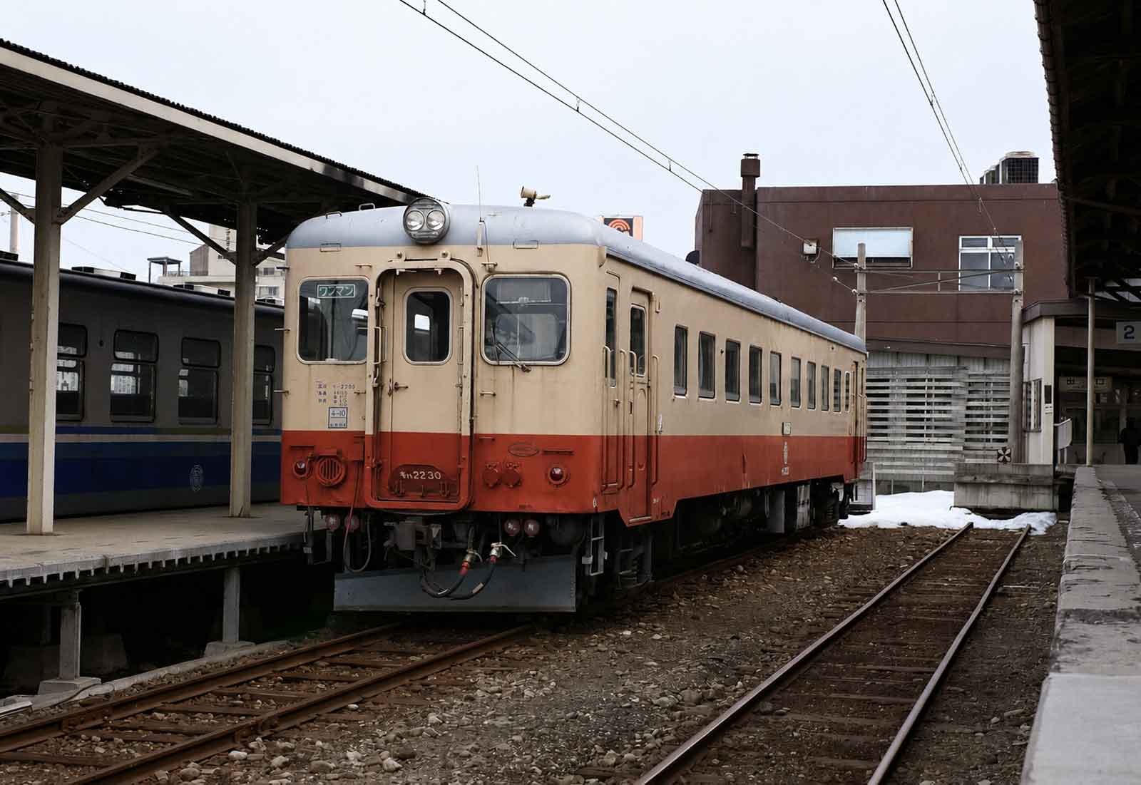 カラー化挑戦-弘南鉄道黒石線キハ22