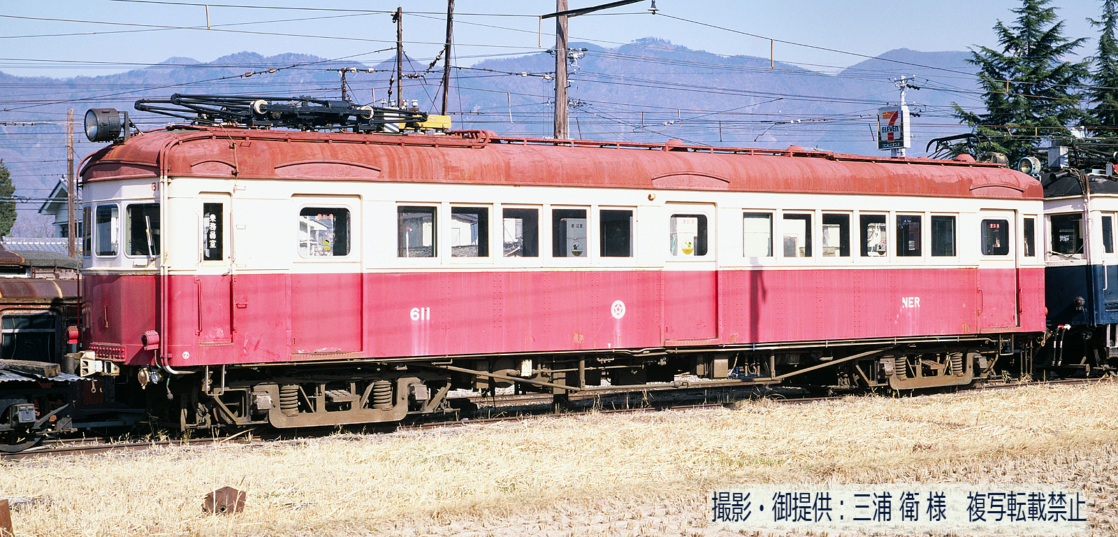上田交通別所線モハ611長野電鉄車番のまま倉庫代用