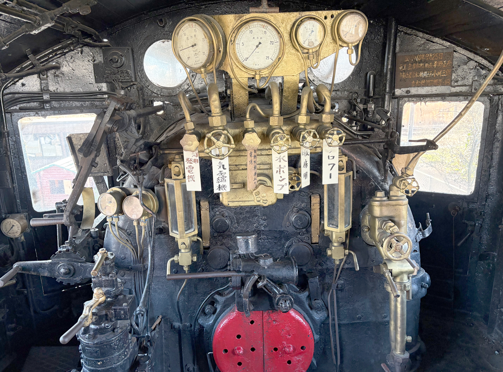 JR九州吉松駅保存機関車C55-2026.03