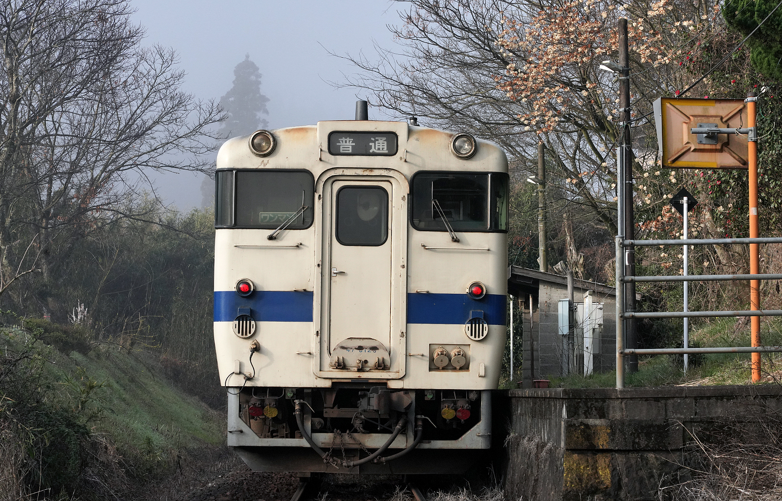 キハ47 8123 鶴丸温泉駅